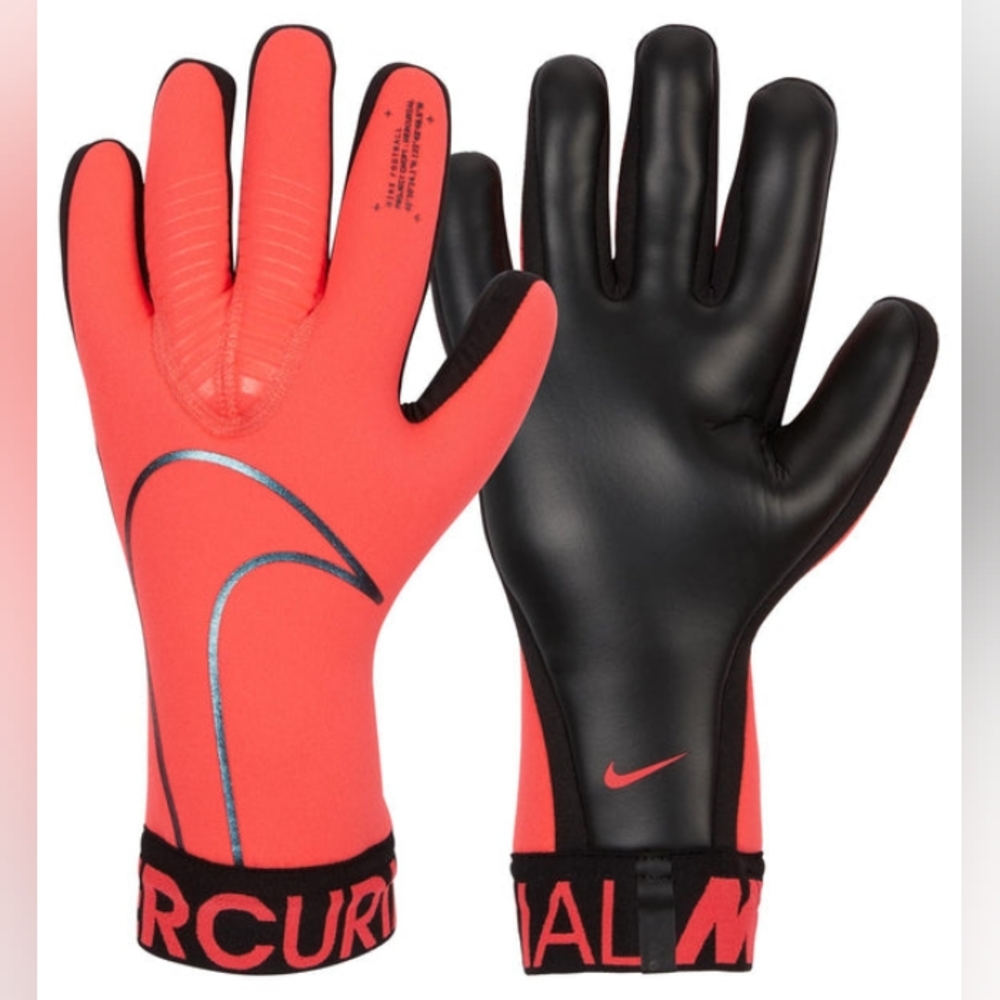 Nike Mercurial Touch Victory Goalie Gloves